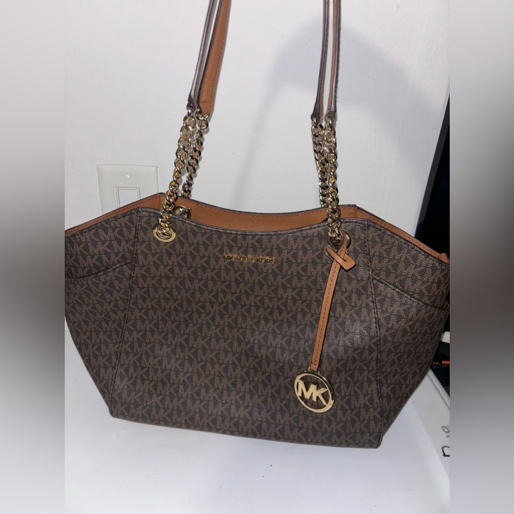 Micheal Kors Purse